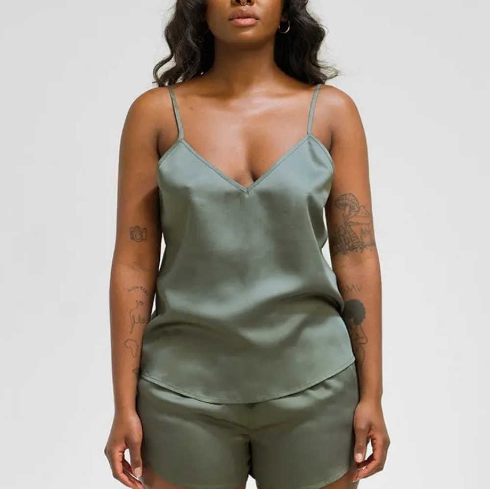 Ettitude NWOT Women’s Olive Green Sateen Cami Adjustable Strap Bamboo